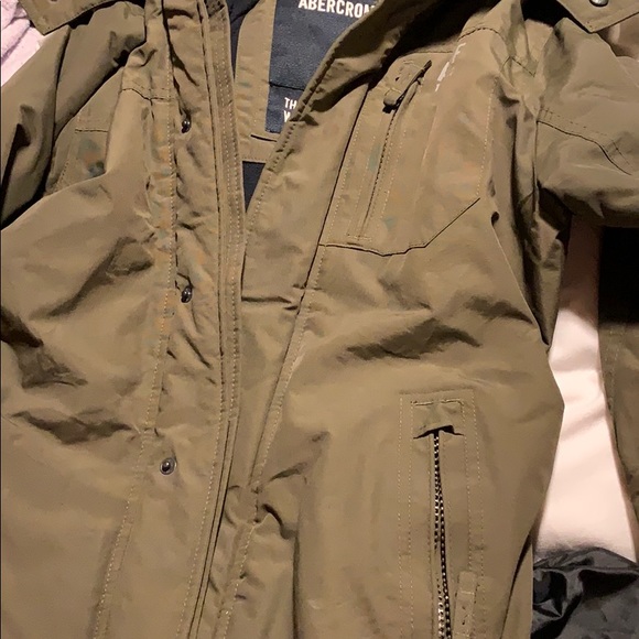 Abercrombie jacket - Picture 3 of 5